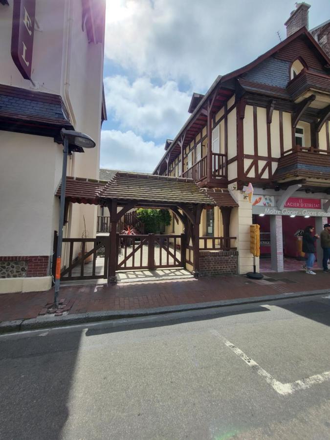 Chambres D'Hotes La Petite Salamandre Etretat Luaran gambar